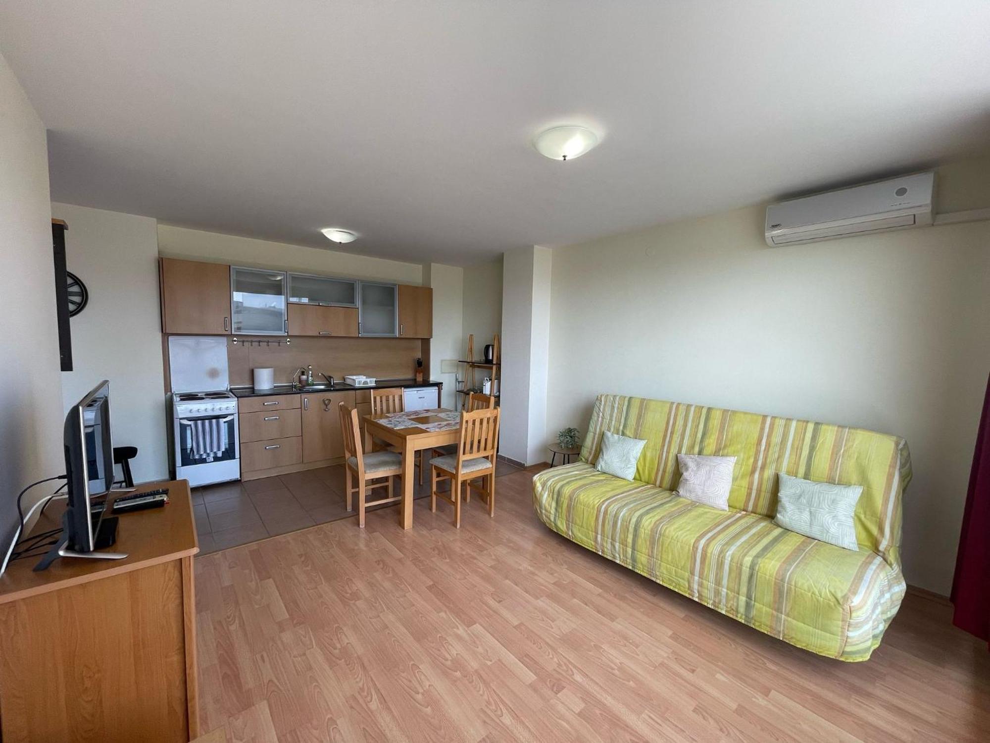 Nessebar Fort Club - Prestige Apartments Sunny Beach Habitación foto
